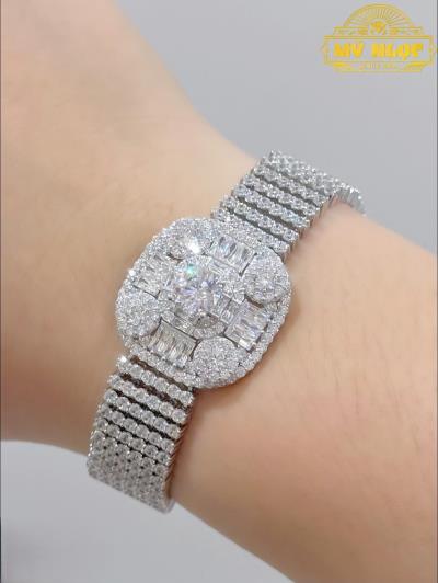 Lắc HT Vàng Bạch Kim 750