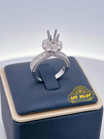 Vỏ Nhẫn Nữ Kim Cương